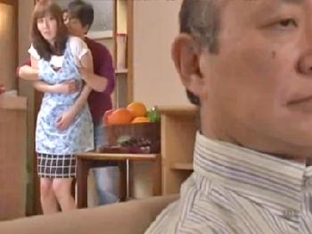 魔が差した一度の過ちをキッカケになりふり構わず義母を求める義理息子