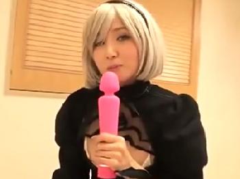 乳首責めが好きなSっ気強めなコスプレ娘とハメ撮り!!