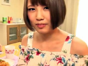 優しくてキュートな親戚の姉ちゃんの寝姿にフル勃起して近親暴行膣内射精