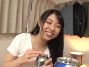 1人飲みで酔っ払い前後不覚になったガチ素人が勢いでそのままハメ撮り!!