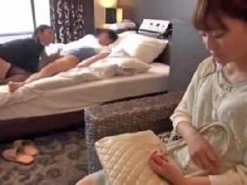 コンシェルジュが宿泊客とスワッピングするサービスのあるホテル