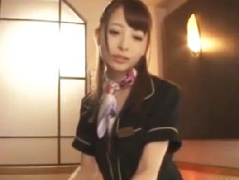 神の手を持つエステ嬢が射精した後もセンズリ継続で男の潮を吹かせる