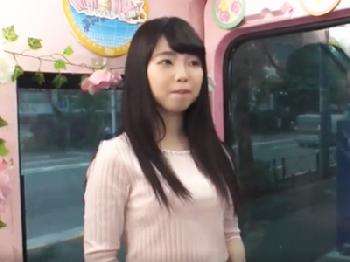 有名大学に通うキュートなお嬢様が初体験のフェラチオ体験→発情顔面射精交尾