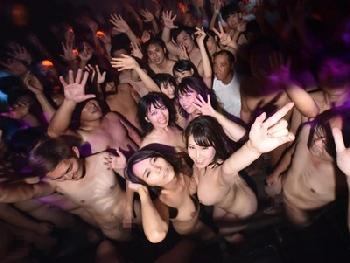 尿失禁辛抱対決開幕W