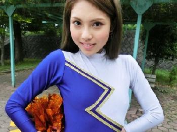 本場アメリカ出身のハーフ帰国子女がAV出演!!向こうで培った腰振りを披露して避妊具なしで射精