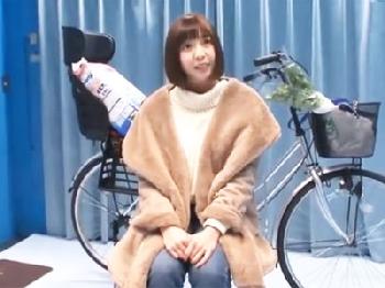 素人ママさんを言葉巧みに騙して巨根で絶頂させまくる