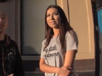 本場ロスで現地の素人をナンパ→片言の英語で捕まえた麗しい女体外人と撮影成功!!