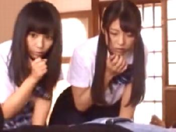 久しぶりに帰省した実家で妹達と中出し性交!!