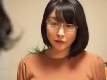 多額の借金で金に困ってる綺麗な人妻に身体で返済を迫り言いなり奴隷にして婦女暴行!!