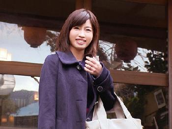 オイル塗れの美尻を見せつけながら背面騎上位