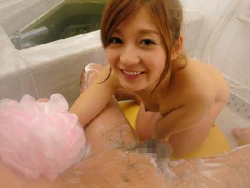 事故に巻き込まれた僕を献身的に看護しながら優しく抜いてくれるナースさんとのSEXライフ