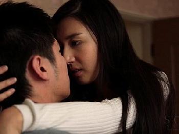 ある日いきなり…女家庭教師と身体が入れ替わりぐちょぐちょSEX!!