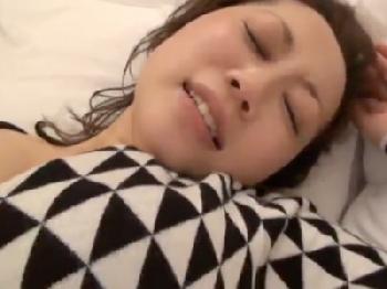 ナンパした美魔女と中年男が大人のハメ撮りSEX