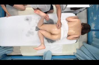 【マジックミラー号】ハーフ素人コンドーム非装着で膣内射精でガチギレする素人ギャル