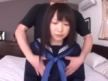 童顔の女子校生が中年男に調教され恍惚エクスタシー!!