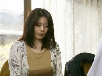 パートに来ている幸薄そうな熟女とセックス友達になって毎日ディープ性交