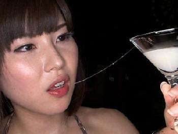止まらないゴックン!!ありったけの精子を飲んでも終わらないスペルマ妖精W