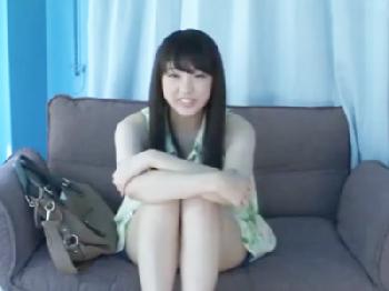 ムチッとした肉感的な女体の健康的な娘が母の愛人を寝取られ