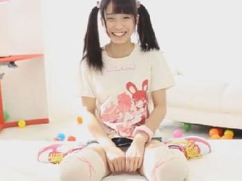 完全アウトなベビーフェイス美少女が変態男に挿入されて→女陰へ直射精