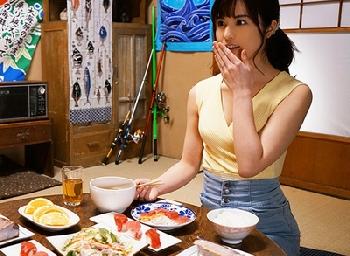 マグロ漁船から3か月ぶりに帰ってきた義理の父親に一本釣りされた人妻