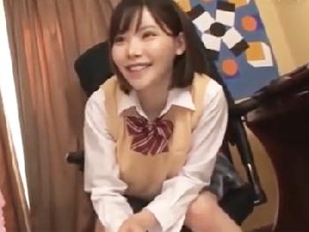 AVと大人の玩具でムラっときた同級生男女がSEX実践W