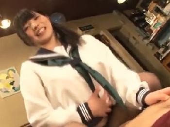 宅飲みで酔っぱらった爆乳人妻とゴムなし膣内射精できた一部始終を盗み撮り