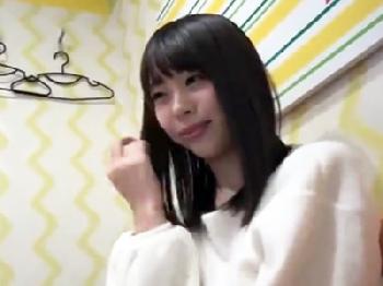 照れ屋なのに性行為の時には大胆になる東北生まれの色白美少女とハメ撮り