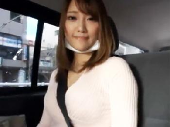 地元で尻軽と有名だったギャルがペニスを求めて男の家に乱入し避妊具未装着で性行為