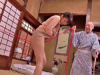 義理の父親にM願望を開花させられた嫁→舌を絡ませて義理親子が精力的な狂おしい性交