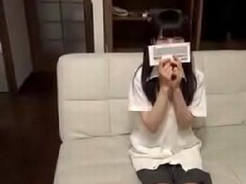 頭が少し弱そうなミニ系黒髪女子校生を言いくるめてハメ撮り成功!!