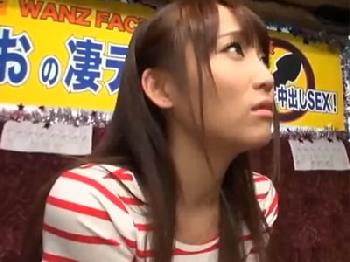 巨乳美女の倉多まおが素人ペニスを凄い性テクニックであっけなく処理