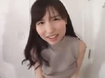 熟年テクニックで密度の濃いハメ撮りする40代後半人妻に精子ぶっかけ