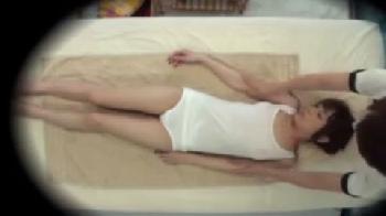 素人さんにオモチャで気持ち良くさせて耐えきれなくなって本番へ