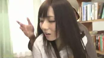 図書館で働くお姉さんが痴漢を耐えきる→エスカレートして公開強姦に発展!!