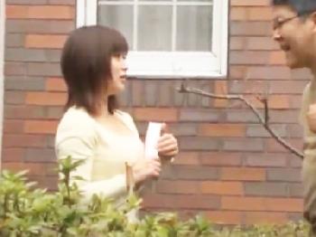 秘密にしたい弱みを掴まれ抵抗できずに性的暴行膣内射精される妻