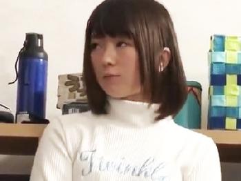 エロ本を見つけてしまい切れた弟に性的凌辱される妹W