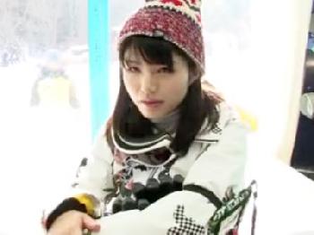 受け入れた癖にマジックミラー号マッサージ師からの子宮への直接射精に睨みきかせる自業自得美女