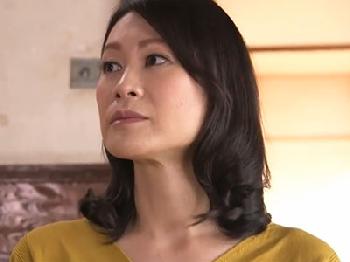 年老いてなお性的欲望の衰えない熟女人妻が耐えきれずに→タブーSEX