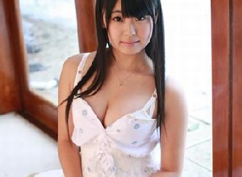 両親不在の中義妹3人との背徳行為で強制射精が止まらない