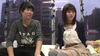 【マジックミラー号】お金に惑わされて友人に抱かれる素人女子大生