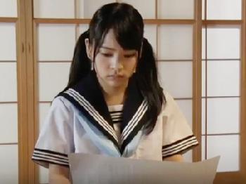 嫁の連れ子を制服の上から縄化粧して躾けする義理の乳