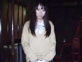 黒髪ロングの貧乳女子校生を監禁して援交ハメ撮り