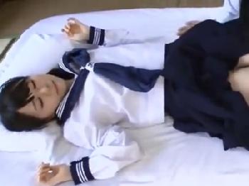 憧れのAV女優の小悪魔奉仕で素人男たち悶絶