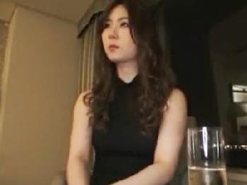 ブロンド巨乳外人の意識を失わせてワイルド性交