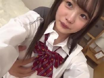 アイドルのような顔して股間の穴濡れ濡れにする女子校生が先生と密度の濃いハメ撮り