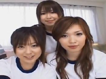 従順のキュートなメイドがご主人様のバズーカ棒で絶頂オルガスム