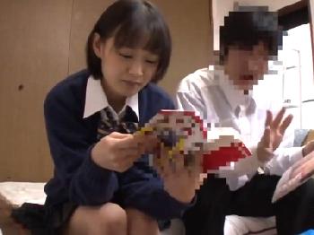 幼なじみの女子校生と自宅でなし崩し的に膣射交尾