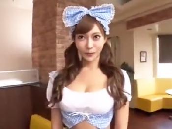 従順な神ギャルメイド・明日花キララちゃんに巨根ぶち込み!!