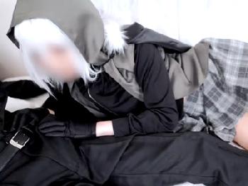 アニメ声でアヘアヘ喘ぎ続ける彼女→完コスしてる綺麗な顔に顔面射精