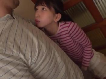 パパと熱々禁断姦淫おっ始める童顔娘
